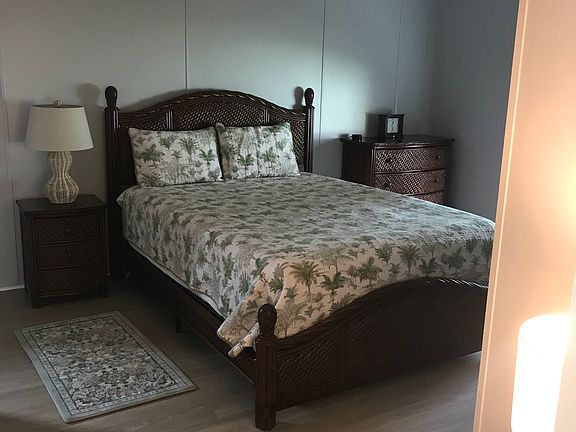 3rd image of 1038 Kumquat Ct