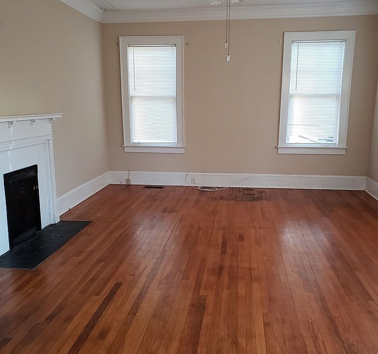 206 Church St, Thomson, GA 30824 Zillow