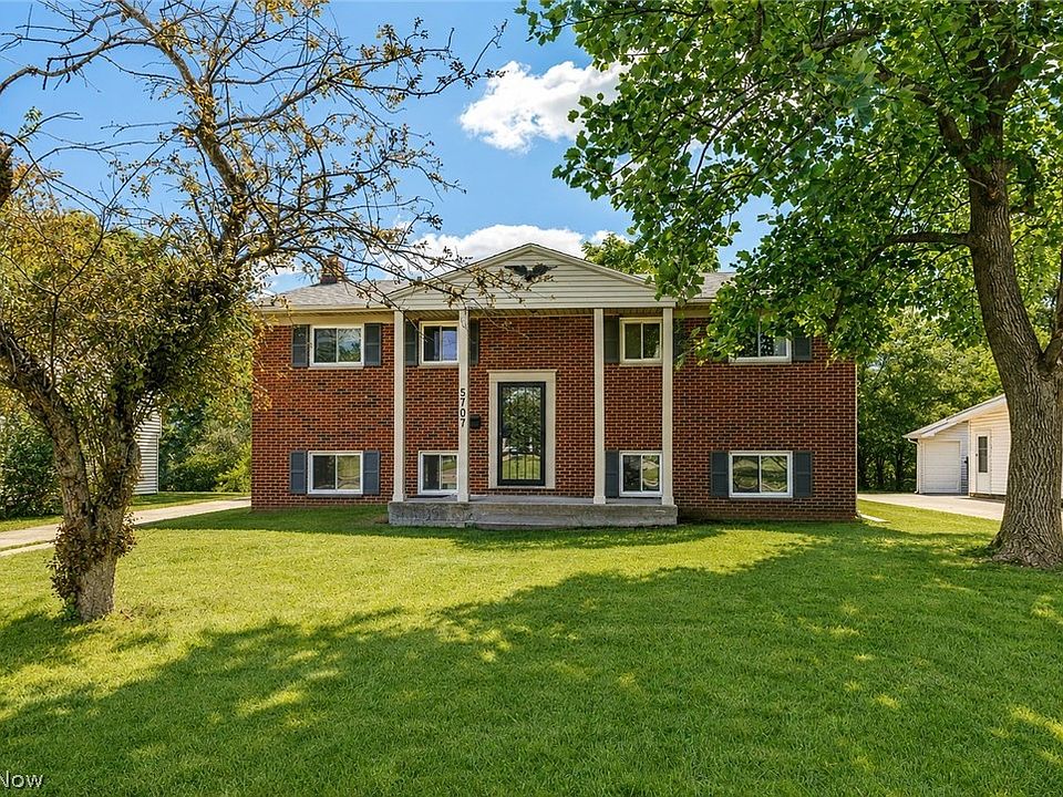 1st image of 5707 Vickie Ln