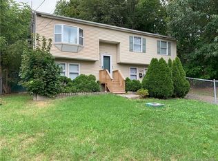 231 Long Hill Rd, Waterbury, CT 06704
