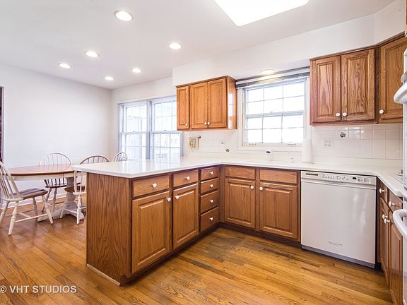 4th image of 3114 Moon Hill Dr