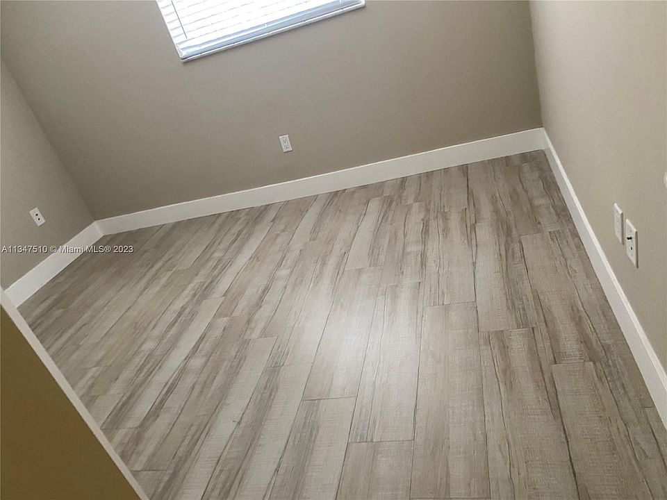 2nd image of 434 NW 25th Ave