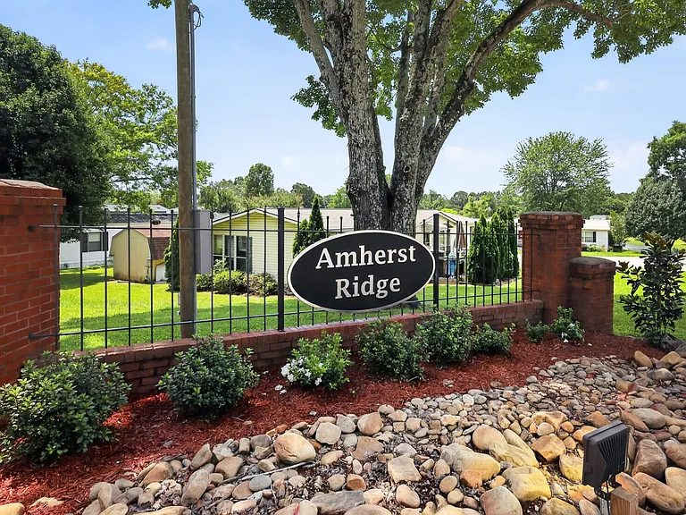 Amherst Ridge — Photo 50
