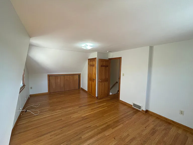 280 Washington Ave — Photo 4