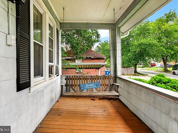 4th image of 2801 Westfield Ave