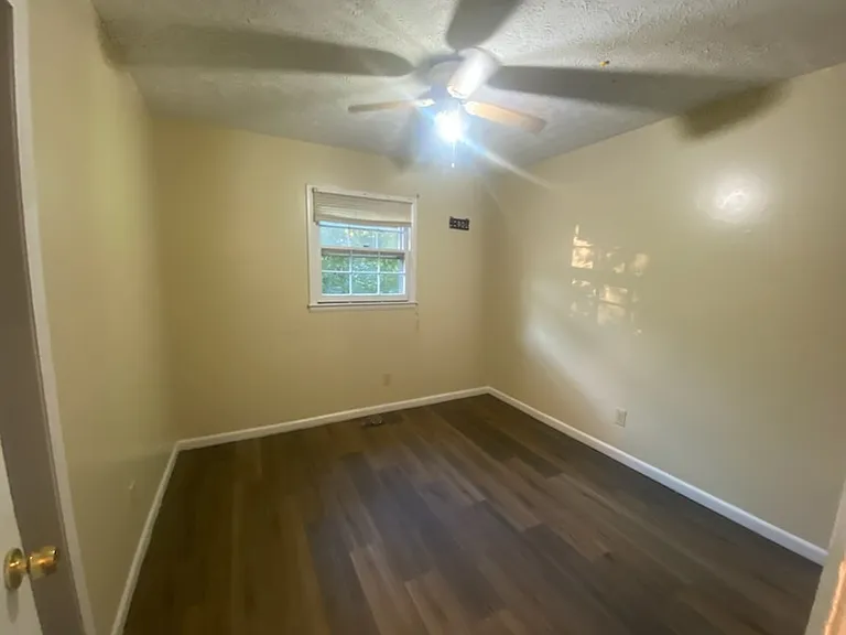 733 Goodyear Dr — Photo 13
