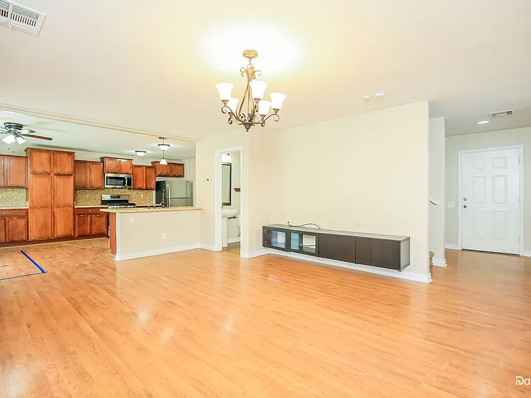 9108 Tolford Ave — Photo 6