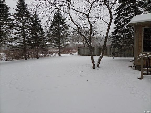 4th image of 3032 Peony Farm Ln