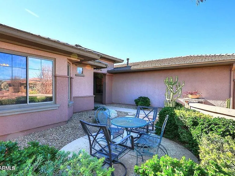 17547 W Calistoga Dr — Photo 4