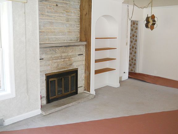 5th image of 20 N Columbine Ave