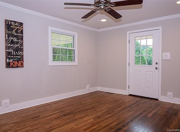 2nd image of 1207 Sterling St