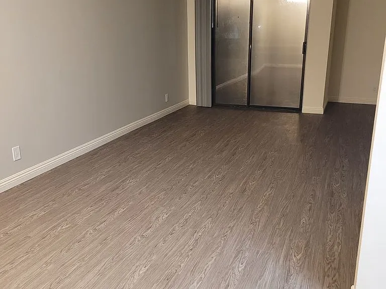 073 - Canyon Crest Hills Apartments — Photo 33