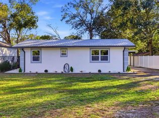 2305 E 148th Ave, Lutz, FL 33549
