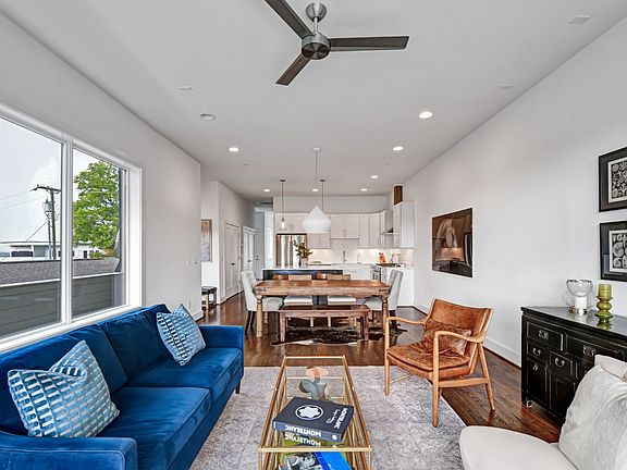 5th image of 419 36th Ave N #A