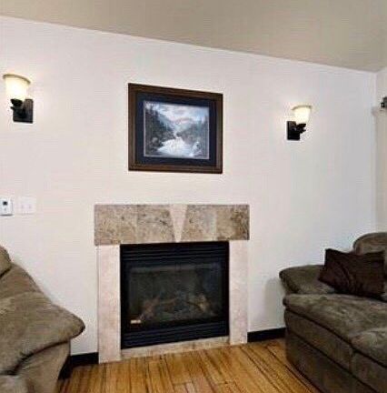 4th image of 336 Watercress St