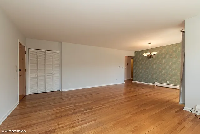 3552 N Oleander Ave #205 — Photo 15