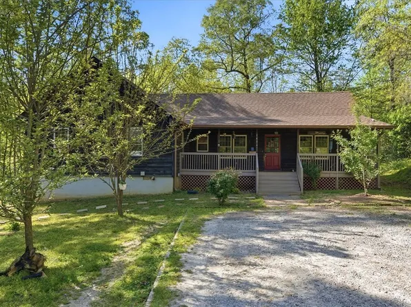 140 Hiawatha Trl, Pickens, SC 29671