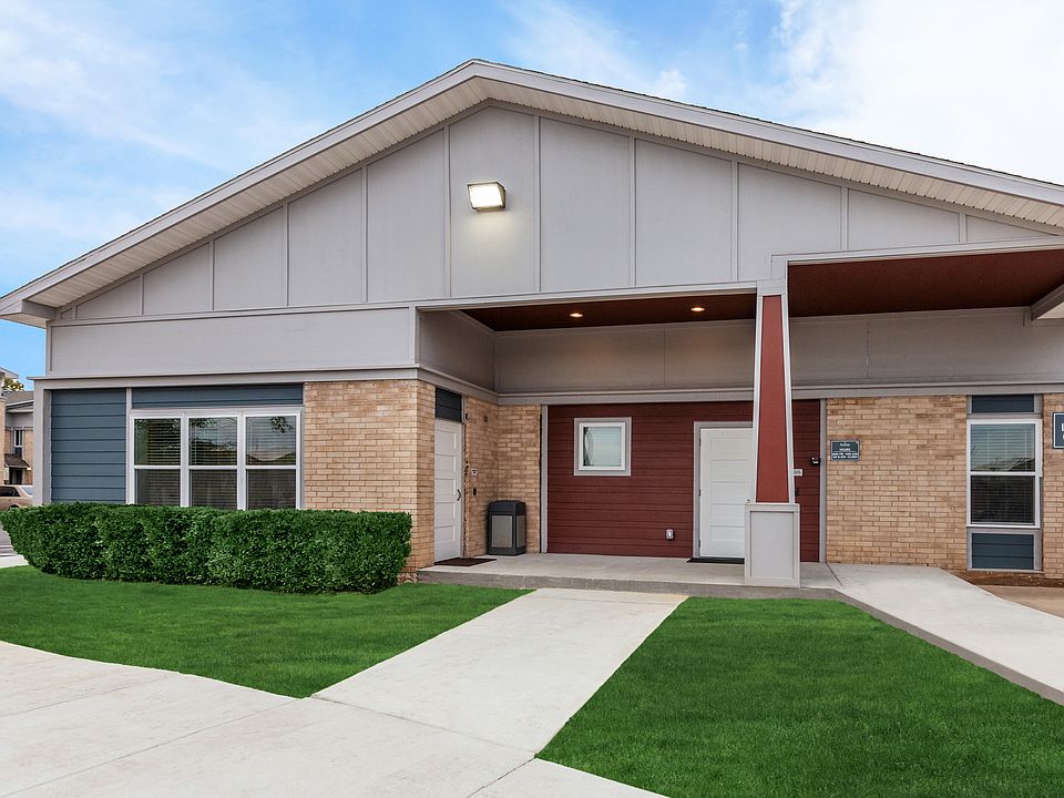 Property leasing center building exterior