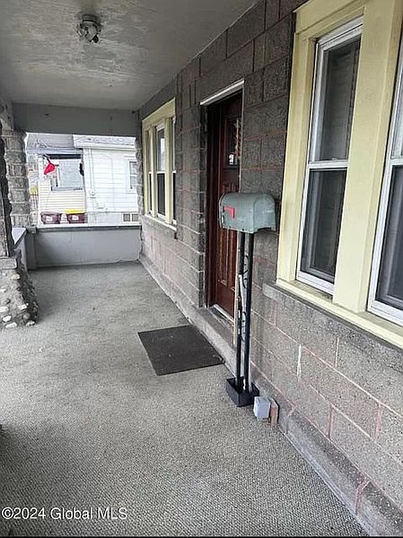 3rd image of 5 Reynolds Street