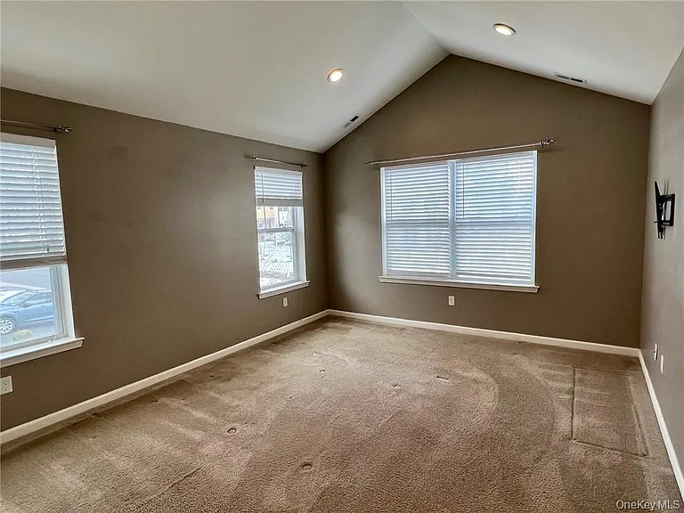 95 Meadow View Dr — Photo 18