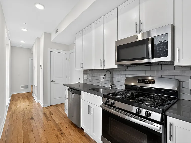 1659 N Randolph St #1 — Photo 6