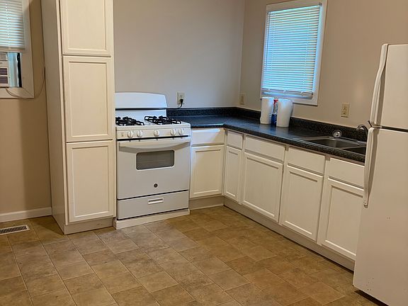 3rd image of 1203 Lafayette Ave #1203
