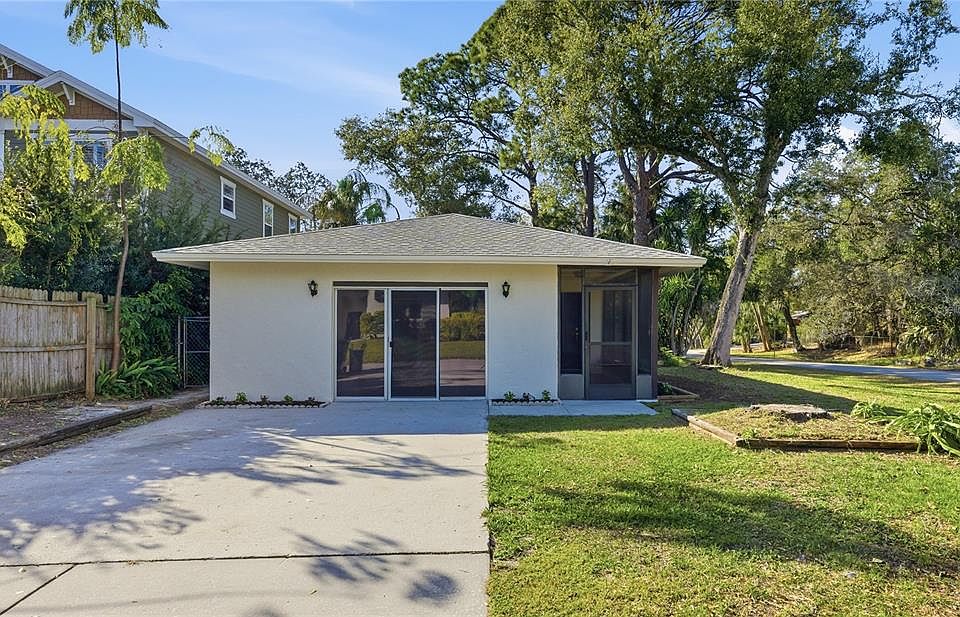 1st image of 2454 MADRID AVENUE