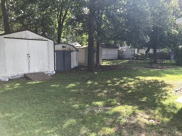 704 Maple Dr SE — Photo 11