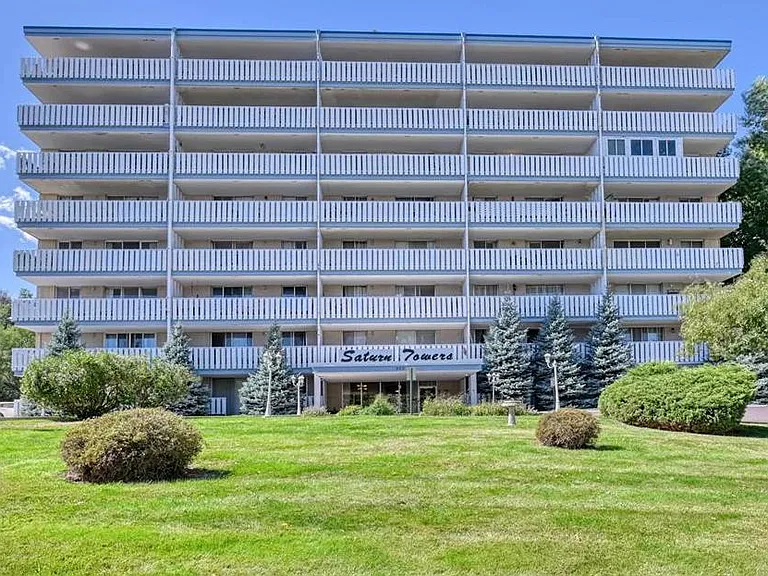 Saturn Towers