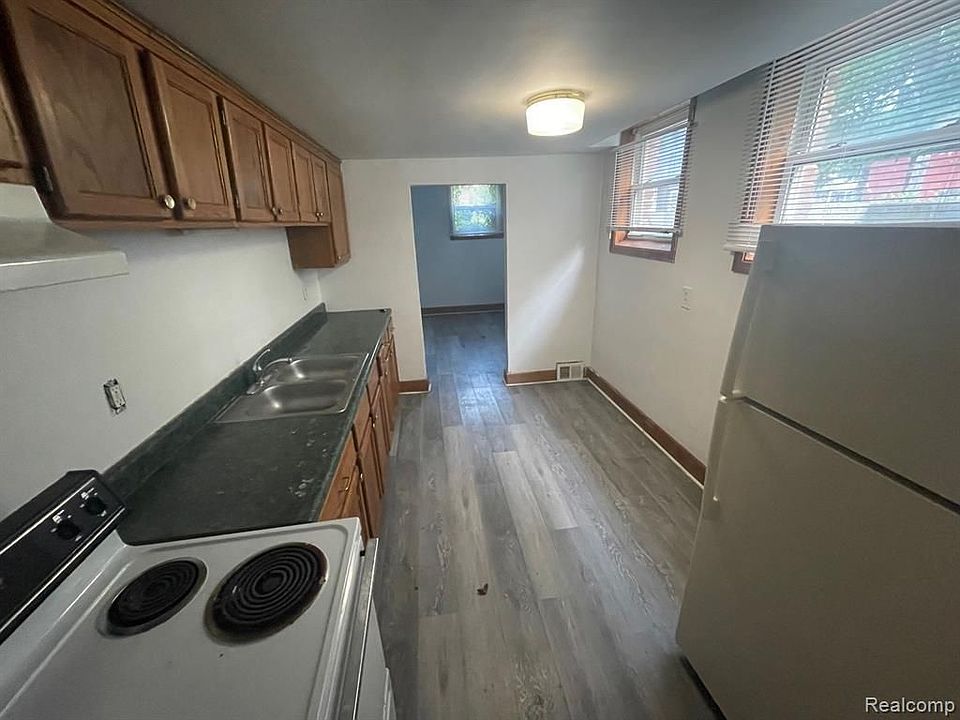 1st image of 21304 Ontaga St #2