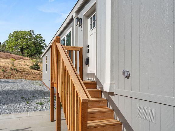 2nd image of 1010 Deer Creek Way #0