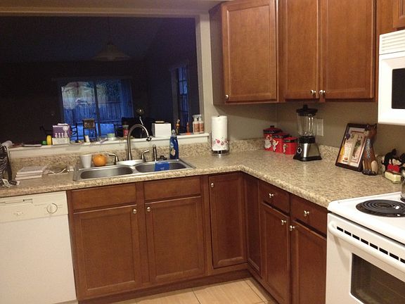 5th image of 4192 New Haven Ct