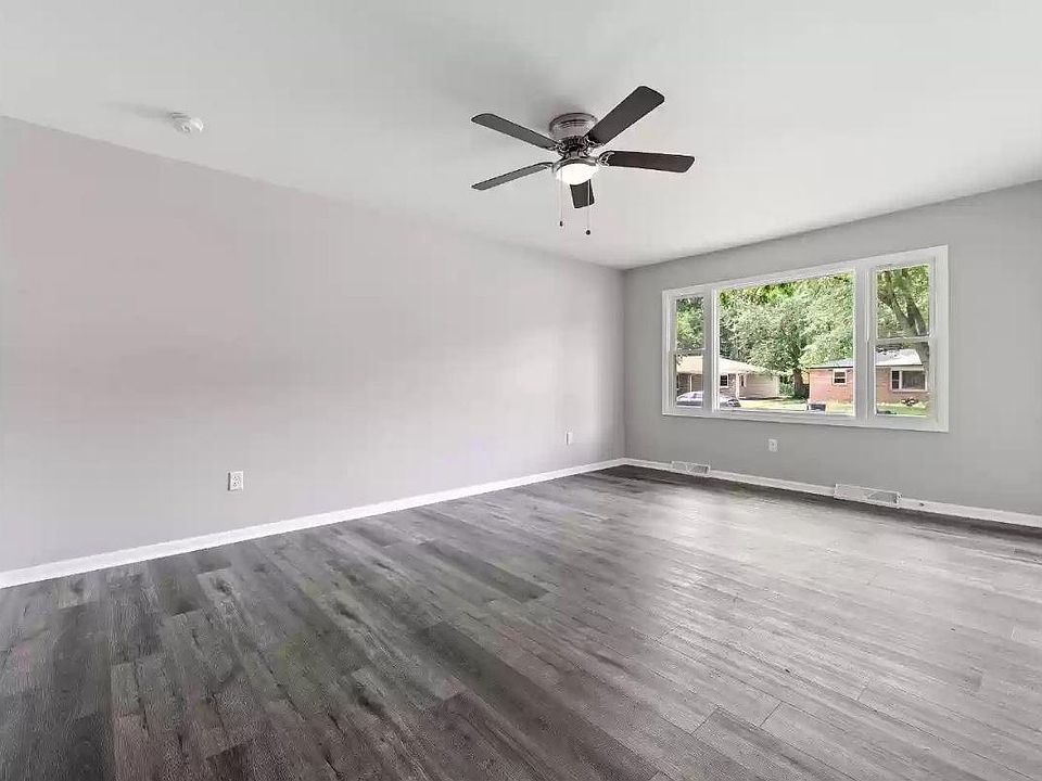 1st image of 3303 Brown St #3303