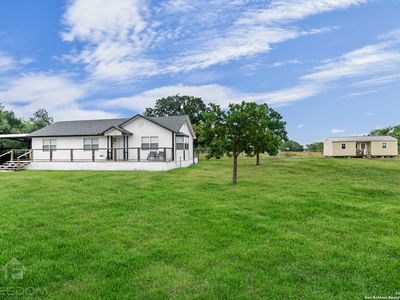 1726 County Road 5710, Devine, TX, 78016