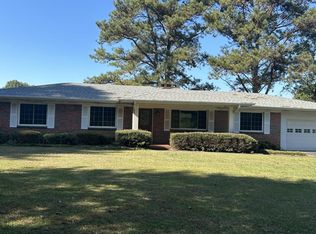 6658 Service Rd, Trussville, AL 35173