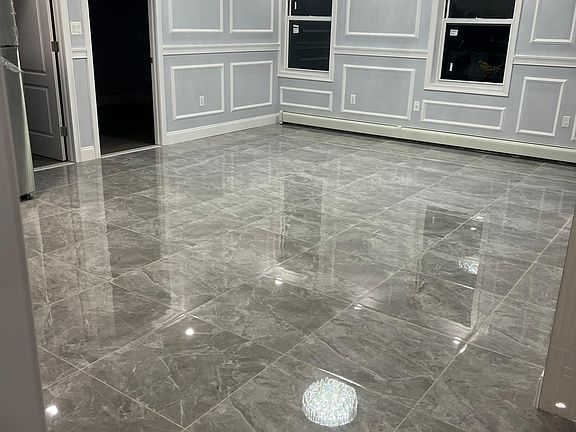 3rd image of 214 Tompkins Ave #1