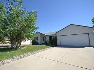 686 S Dumont Dr, Pueblo West, CO 81007