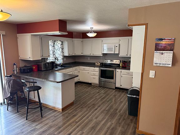 4th image of 513 14th St