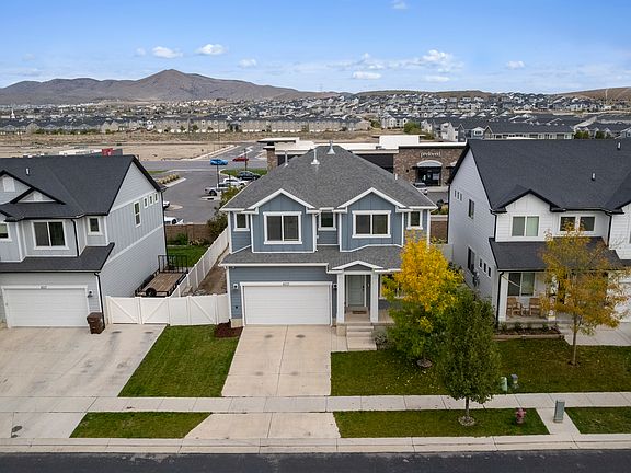 5th image of 4337 E Willow Oak Way