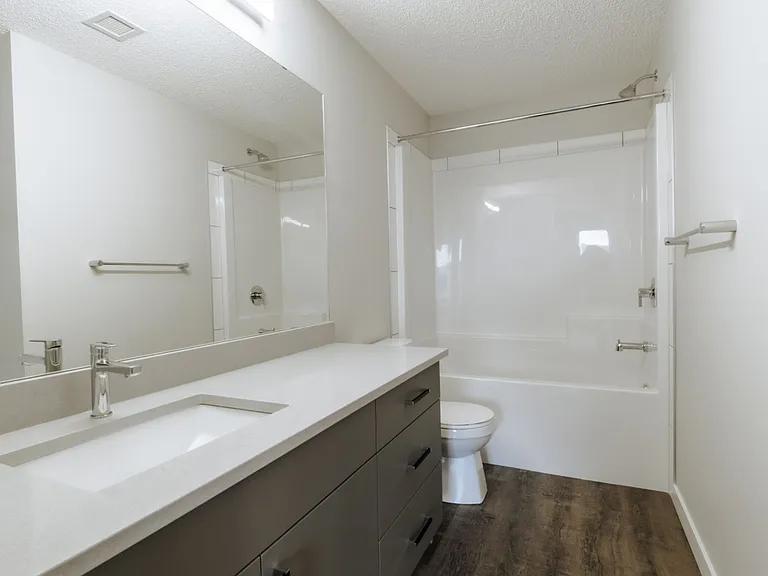 5530 Schonsee Dr NW — Photo 13