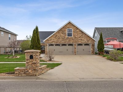 1707 7th St W, West Fargo, ND, 58078
