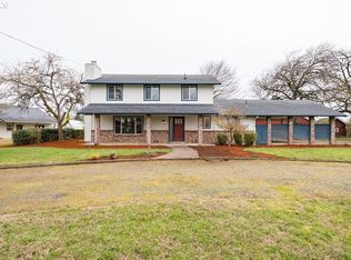 93419 River Rd, Junction City, OR 97448
