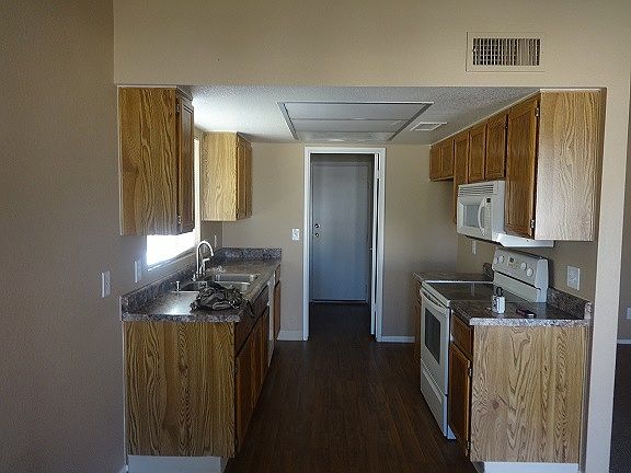 2nd image of 9458 W Sunnyslope Ln