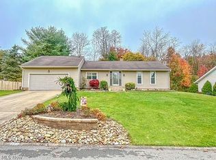 602 Pine Valley Dr, Steubenville, OH 43953