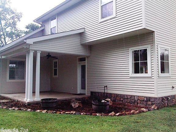5th image of 125 Blackberry Ln