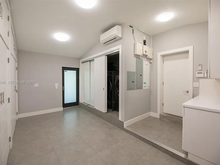 40 S Prospect Dr — Photo 15