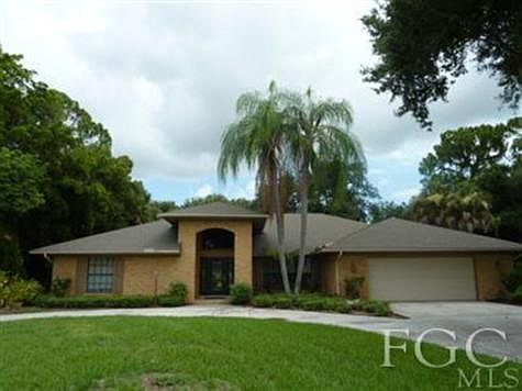 2nd image of 3825 Hidden Acres Cir S