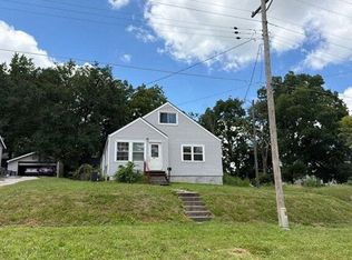 400 S Shaw St, Richmond, MO 64085