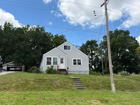 400 S Shaw St, Richmond, MO 64085