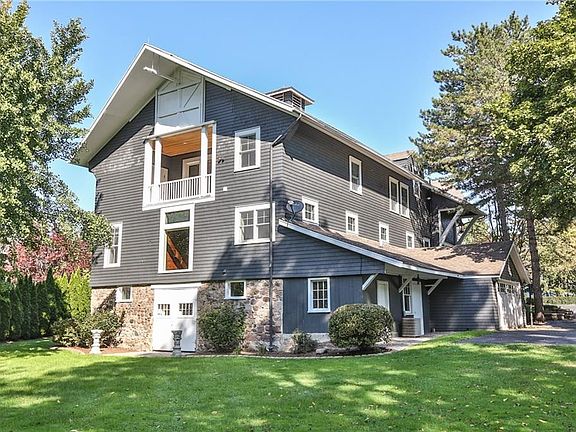 2nd image of 60 Mitchell Rd